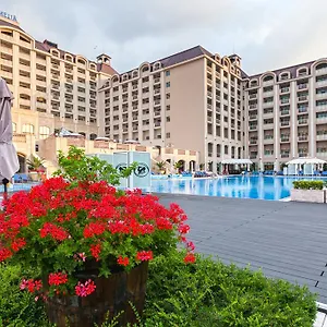 https://melia-grand-hermitage.goldensandshotels.net